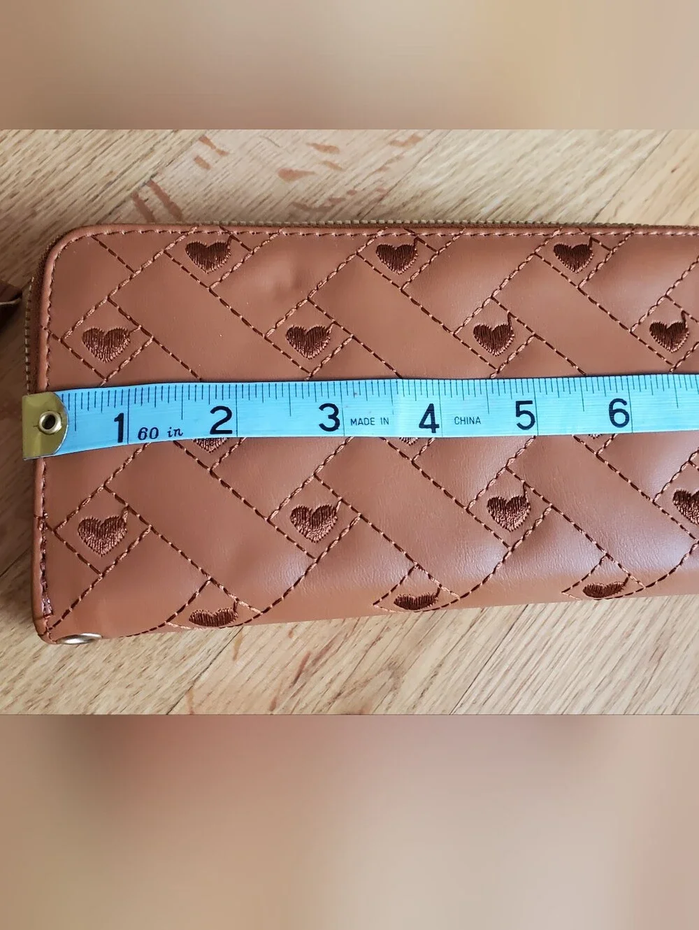New Brown Quilted Heart Pattern Zip Wallet